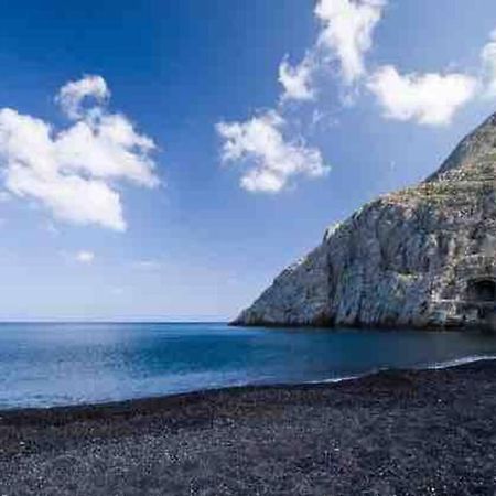 White Wave Studio 1 , 3Min Walk From Kamari Beach Exterior foto